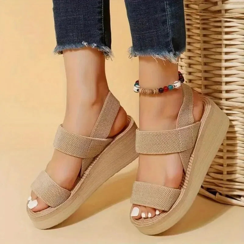 Ondersteunende en trendy orthopedische zomersandalen