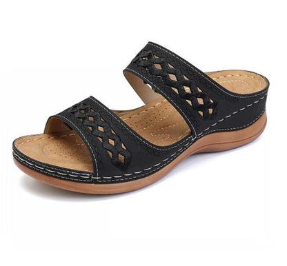 Eenvoudige orthopedische sandalen