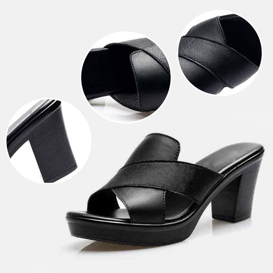 Elegante en gedetailleerde ondersteunende zomersandalen