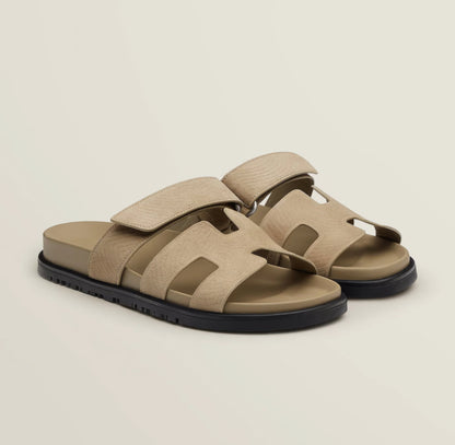 Trendy en ondersteunende orthopedische zomersandalen