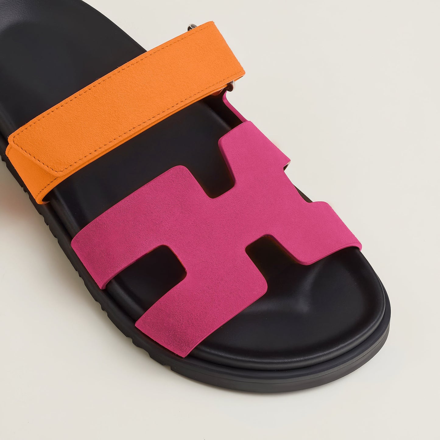 Trendy en ondersteunende orthopedische zomersandalen