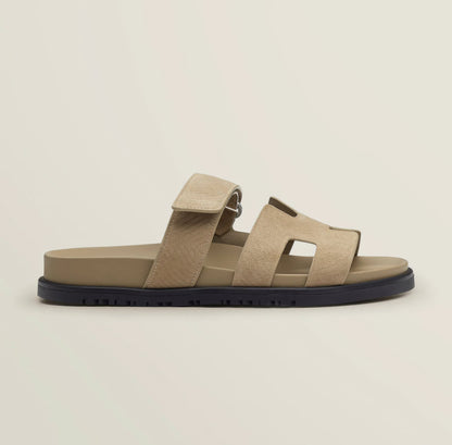 Trendy en ondersteunende orthopedische zomersandalen