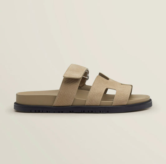 Trendy en ondersteunende orthopedische zomersandalen