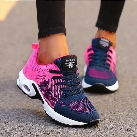 Op maat gemaakte en comfortabele orthopedische zomersneakers