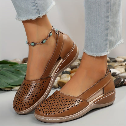 Ondersteunende stijlvolle orthopedische zomersandalen