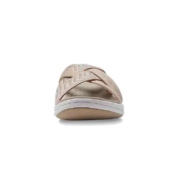 Tijdloze en ondersteunende orthopedische zomersandalen