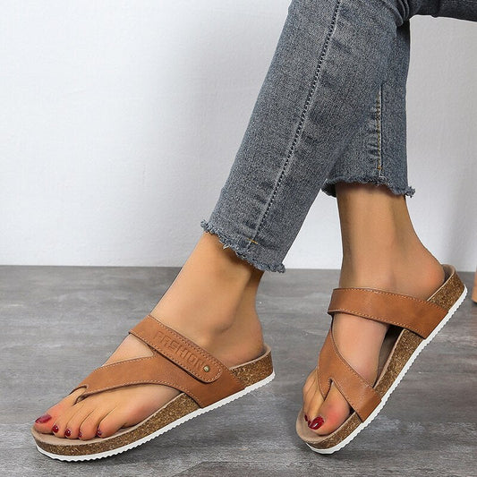 Duurzame orthopedische zomersandalen