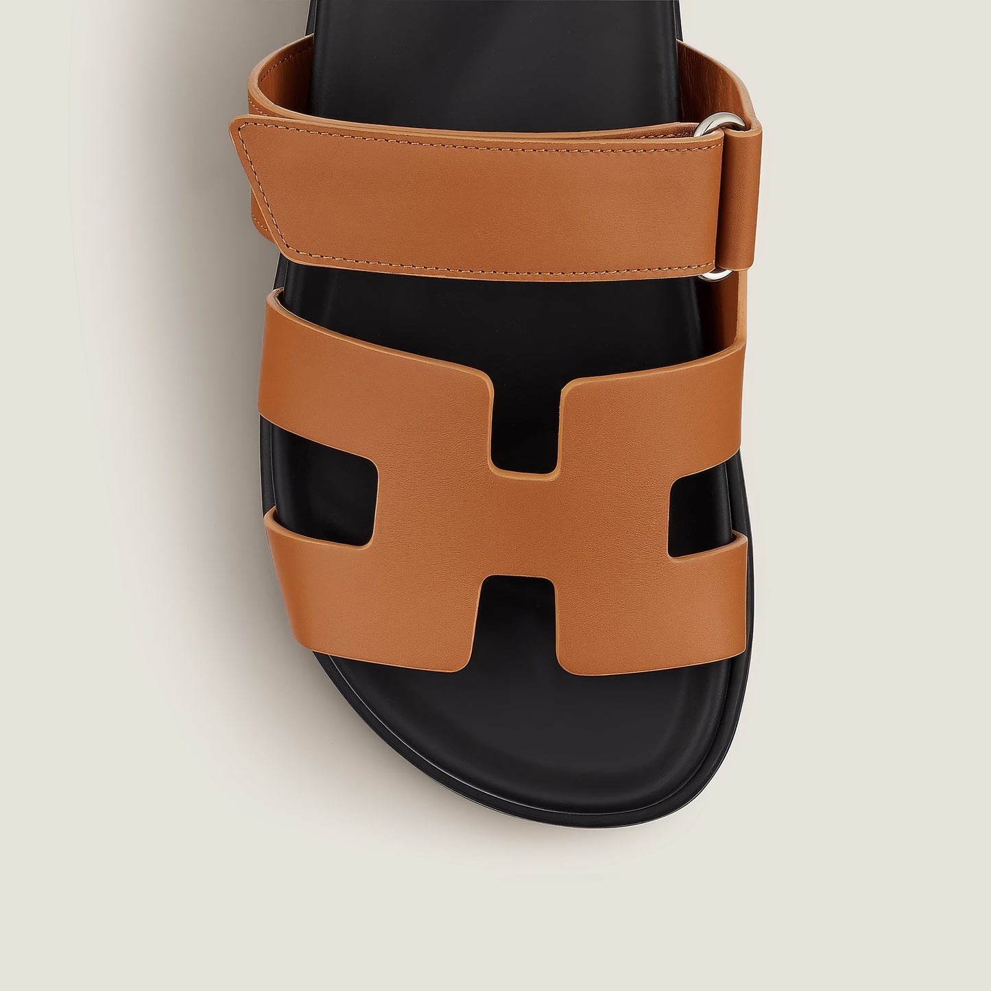 Trendy en ondersteunende orthopedische zomersandalen