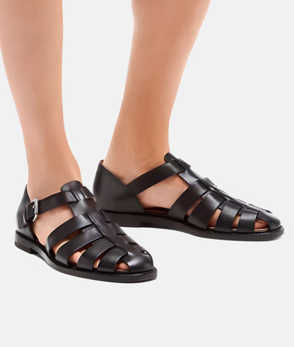 Ondersteunende orthopedische zomersandalen