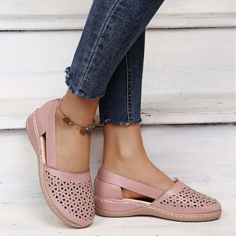 Ondersteunende stijlvolle orthopedische zomersandalen
