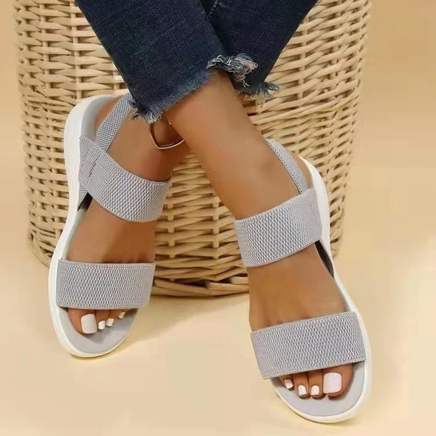 Modieuze en ondersteunende orthopedische sandalen
