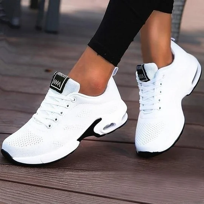 Op maat gemaakte en comfortabele orthopedische zomersneakers
