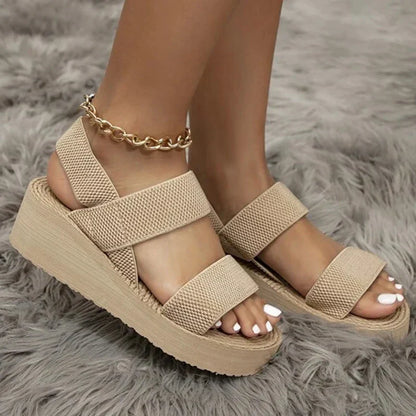 Ondersteunende orthopedische zomersandalen