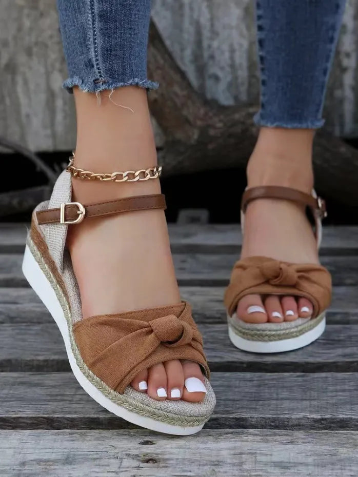 Stijlvolle en ondersteunende orthopedische sandalen