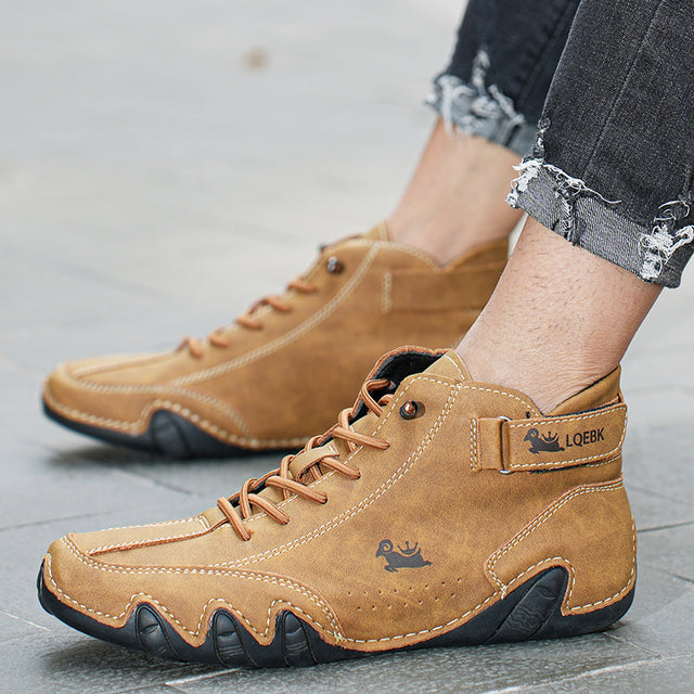Casual sneakers