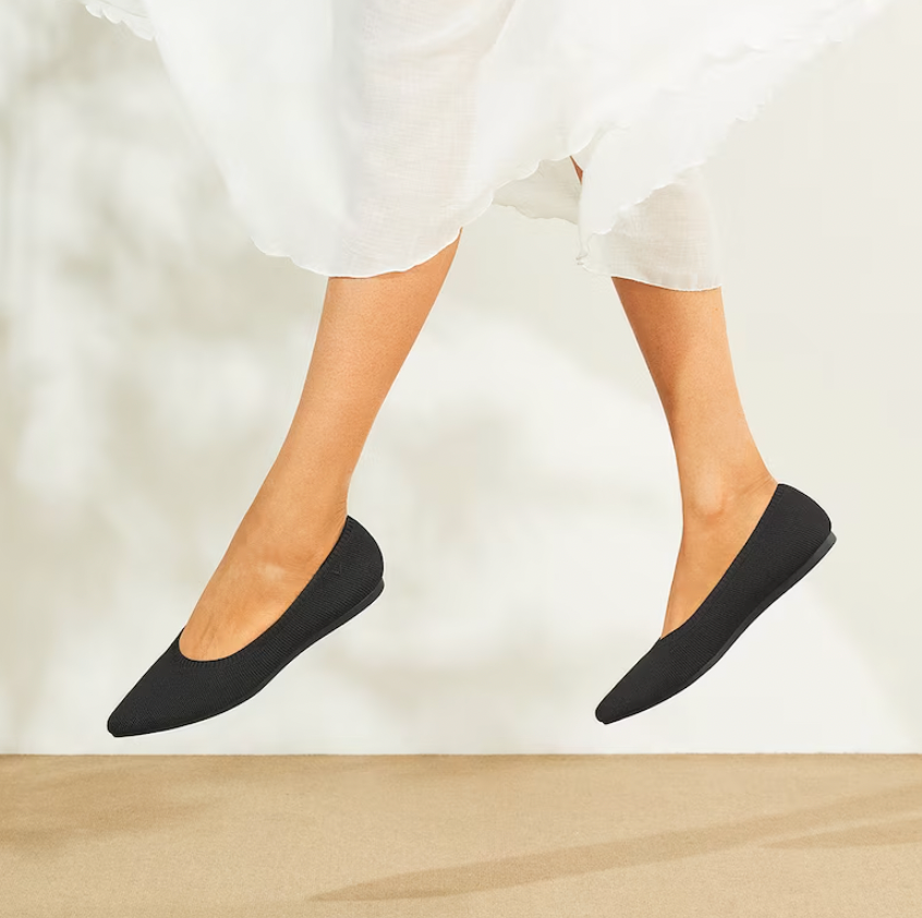 Elegante en gedetailleerde ondersteunende zomersandalen