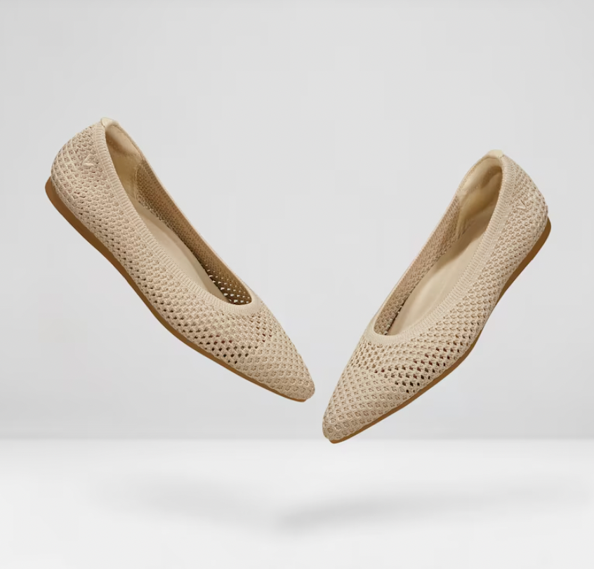 Elegante en gedetailleerde ondersteunende zomersandalen