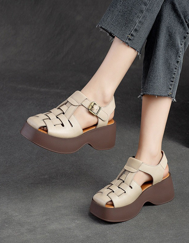 Modieuze en ondersteunende orthopedische zomersandalen