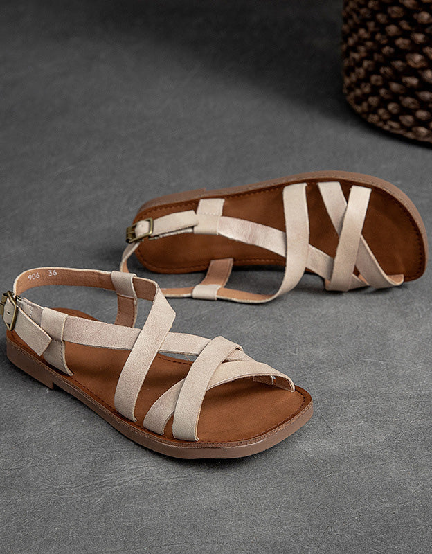 Ondersteunende en veelzijdige orthopedische zomersandalen
