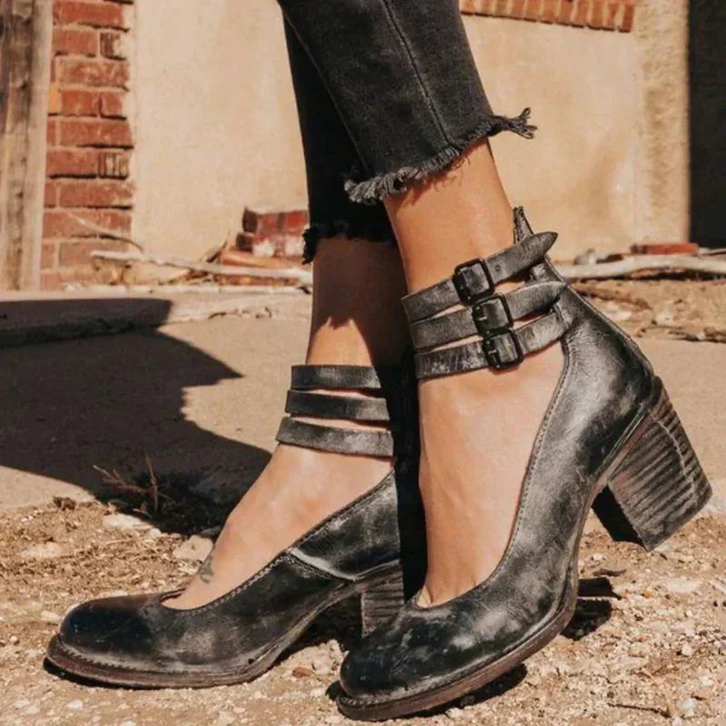Modieuze ondersteunende orthopedische zomersandalen