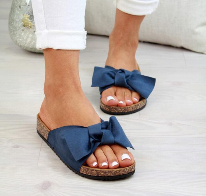 Op maat gemaakte en comfortabele orthopedische sandalen