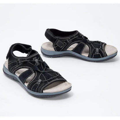 Elegante en gedetailleerde ondersteunende zomersandalen