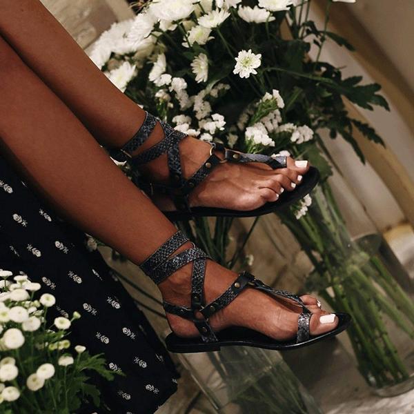 Ondersteunende orthopedische zomersandalen op maat