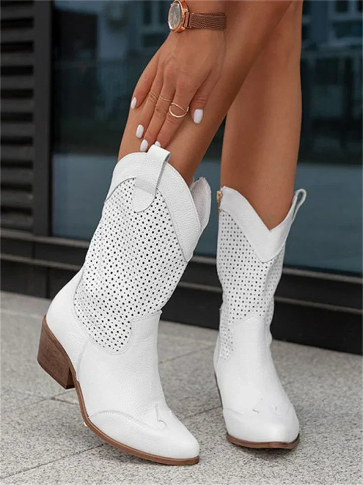 Elegante en gedetailleerde ondersteunende zomerlaarzen