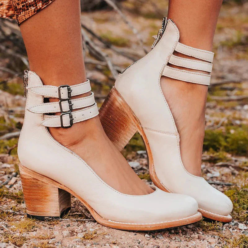 Modieuze ondersteunende orthopedische zomersandalen