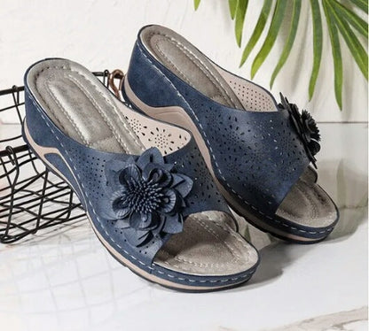 Modieuze ondersteunende orthopedische sandalen