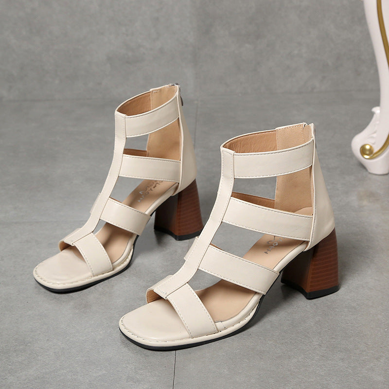 Ontspannen en ondersteunende orthopedische zomersandalen