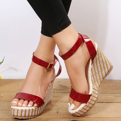 Modieuze ondersteunende orthopedische sandalen