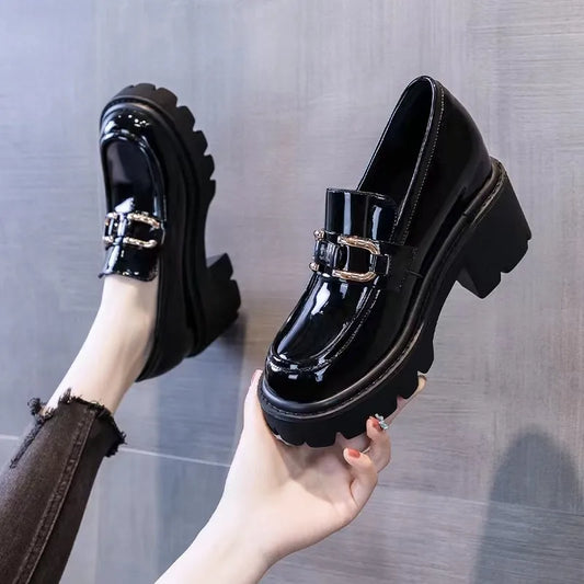 Aangepaste en comfortabele orthopedische schoenen