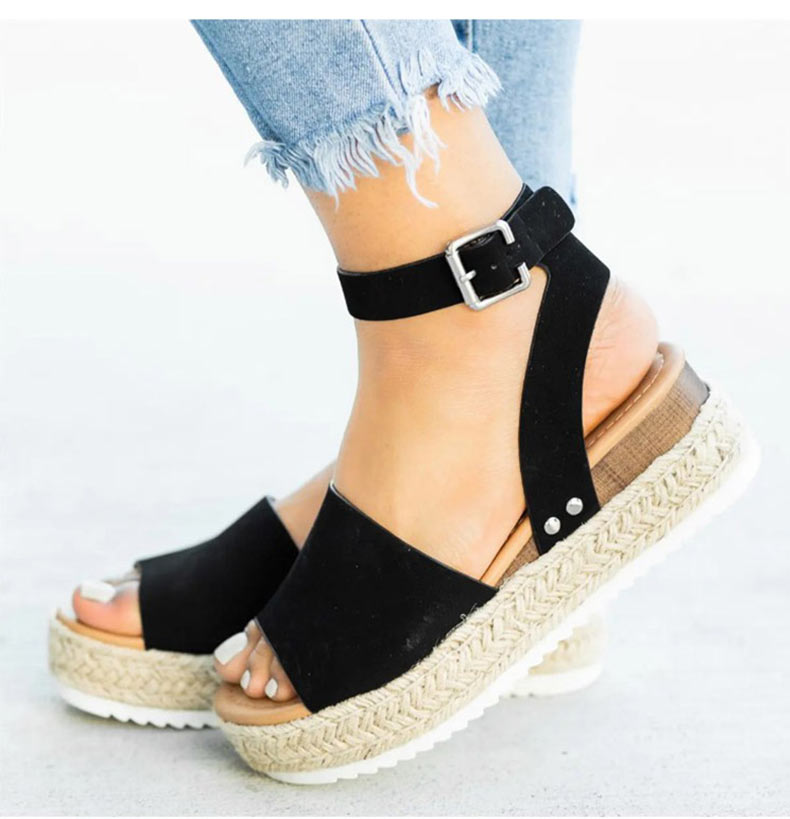 Ondersteunende orthopedische zomersandalen
