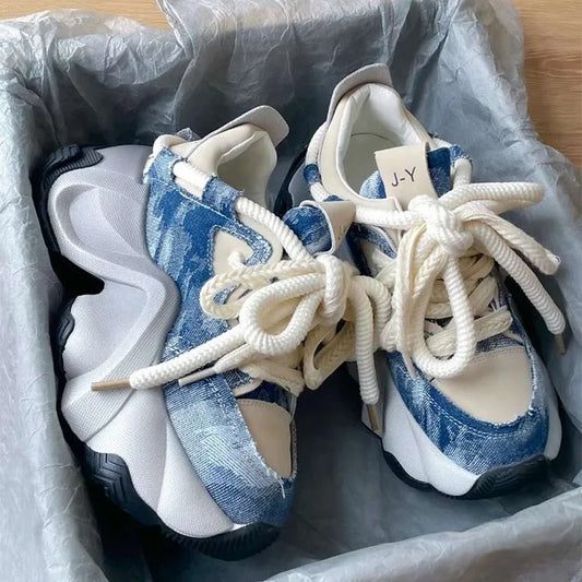 Aangepaste en comfortabele orthopedische schoenen