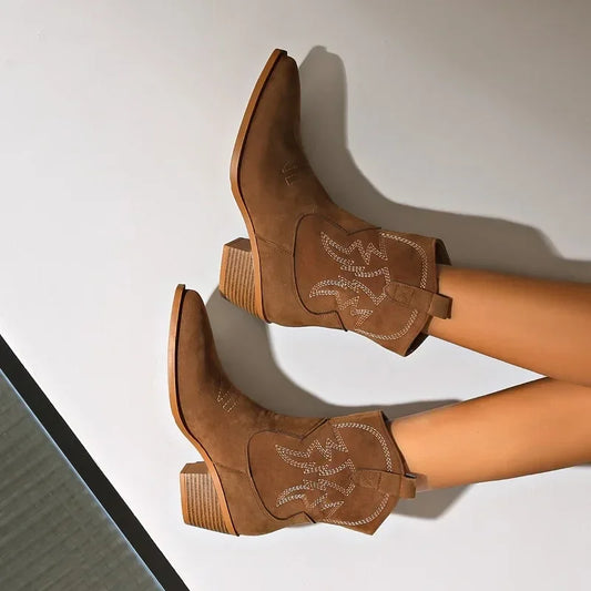 2024 Nieuwe Spitse Hak Grote Western Cowboy Korte Laarzen Geborduurd Bruin Damesschoenen en Enkellaarzen voor Vrouwen