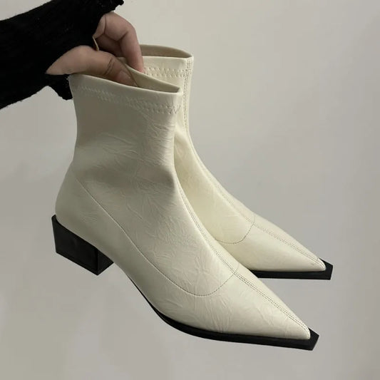 Aangepaste en comfortabele orthopedische laarzen