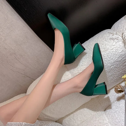 6.5cm Vierkante Hakken Lakleer Rood Pumps Schoenen Vrouw Klassiekers Punt Toe Jurk Officiële Pompen Party Plus Size 35-42