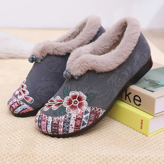 Aangepaste en comfortabele orthopedische schoenen