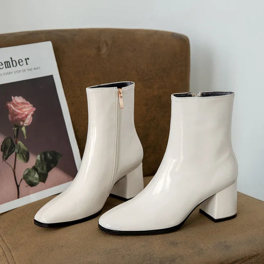 2024 Zijrits Witte Enkellaarzen voor Vrouwen Stretch Middle Heel Grote Maat Korte Laars Fashion Puntige Schoenen