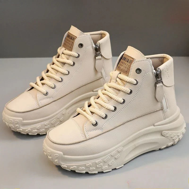 Aangepaste en comfortabele orthopedische schoenen