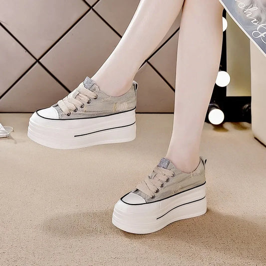 Aangepaste en comfortabele orthopedische sportschoenen