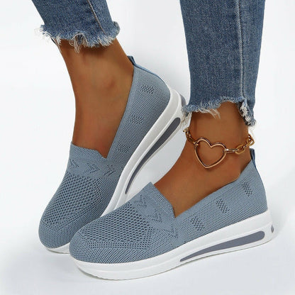 Tijdloze en ondersteunende orthopedische zomerschoenen