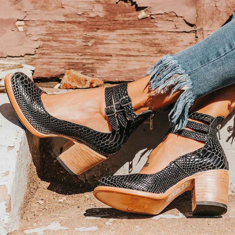 Modieuze ondersteunende orthopedische zomersandalen