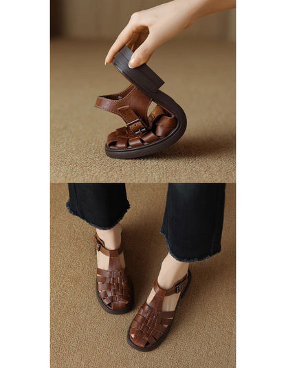 Op maat gemaakte en comfortabele orthopedische zomersandalen