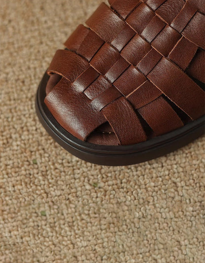Op maat gemaakte en comfortabele orthopedische zomersandalen