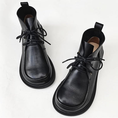 Elegante en gedetailleerde ondersteunende zomerschoenen
