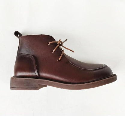Elegante en gedetailleerde ondersteunende zomerschoenen