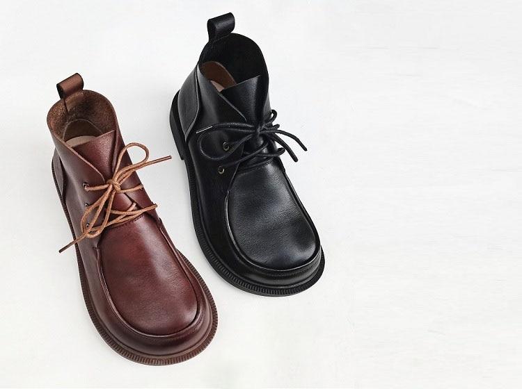 Elegante en gedetailleerde ondersteunende zomerschoenen