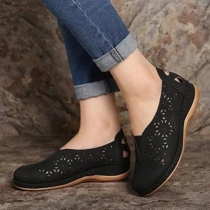 Ondersteunende stijlvolle orthopedische zomersandalen